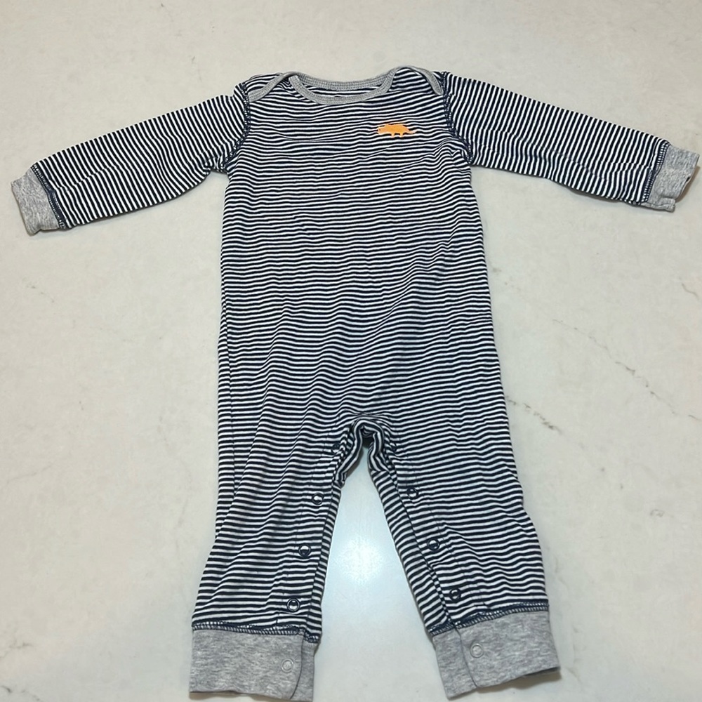 Simple joys Carter's boy pajama, 12 months.